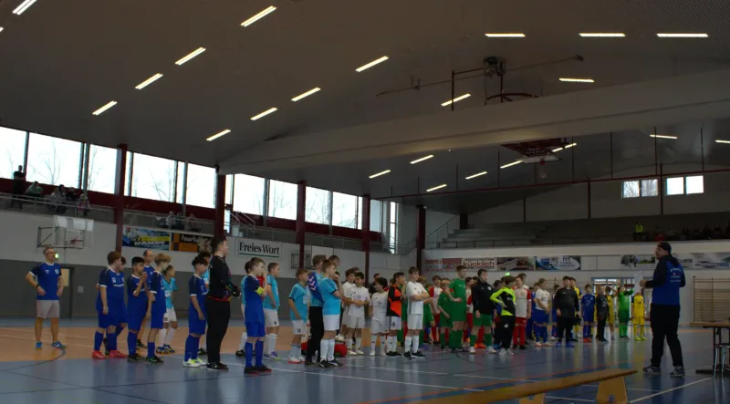 🏆 D2-Jugend des SV Wacker 04 gewinnt Hallenpokal von STZ & Freies Wort