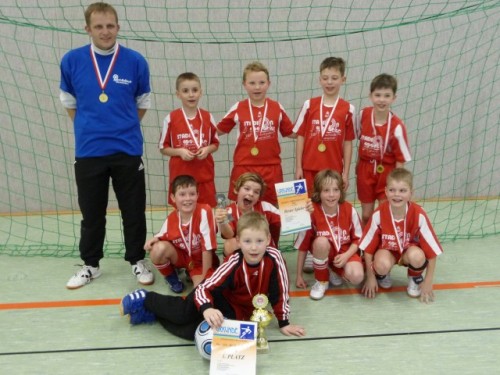 F-Junioren neuer Hallenbezirksmeister