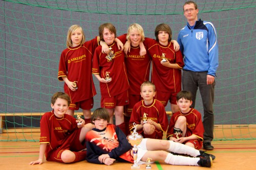 +++D-Junioren gewinnen Turnier in Vacha+++