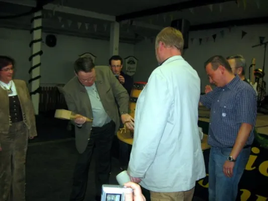 Doppelbock-Anstich in KaNo