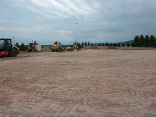 ++ Baustelle Stadion ++