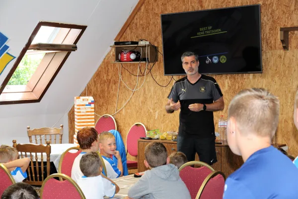 Fairplay Fußballcamp Tretschok/Sparkasse