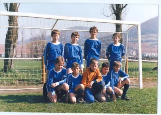 Mannschaften vergangener Jahre